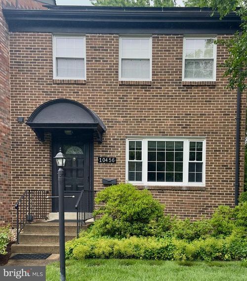 10456 Armstrong St, FAIRFAX, VA, 22030-3616 | Card Image