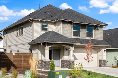 20606 Se Slate Ave, Bend, OR, 97702-8131 | Card Image