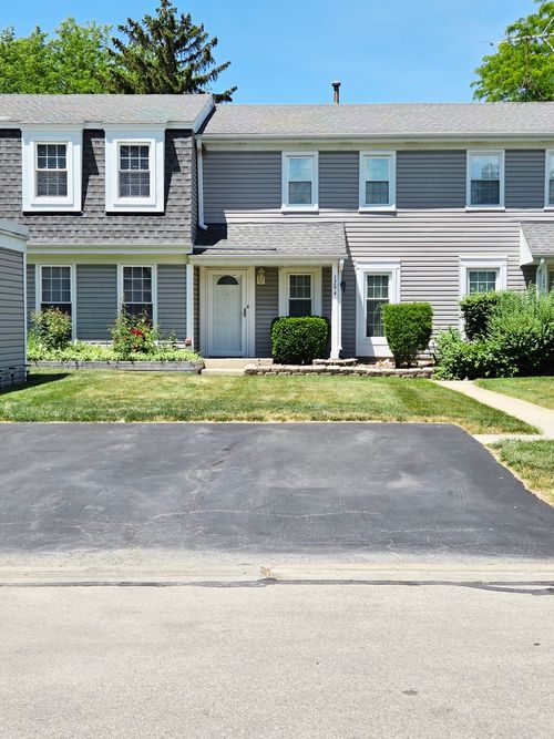 1294 Downing St, Roselle, IL, 60172-2613 | Card Image