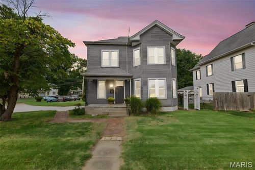 3010 College Ave, Alton, IL, 62002-4746 | Card Image
