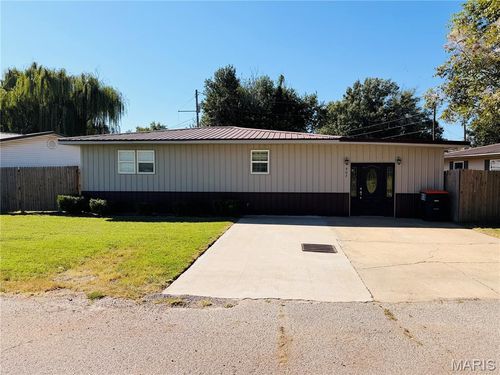 407 N Short St, Advance, MO, 63730-8236 | Card Image