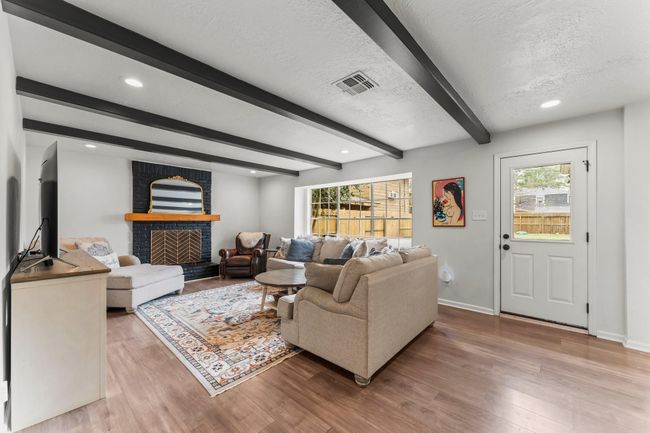 6415 Darby Way, House other with 4 bedrooms, 3 bathrooms and 2 parking in Spring TX | Image 8