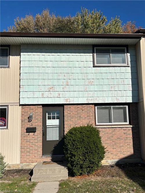 3-3 Tiffany Pl, Trenton, ON, K8V6A3 | Card Image