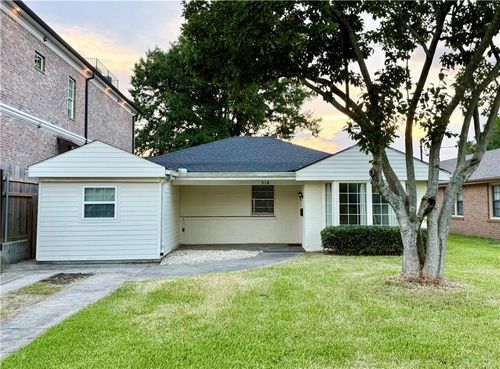 318 Metairie Lawn Dr, Metairie, LA, 70001-4225 | Card Image