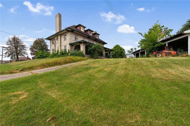 98 Arlene Ave, House other with 8 bedrooms, 6 bathrooms and 5 parking in N Versailles PA | Image 4