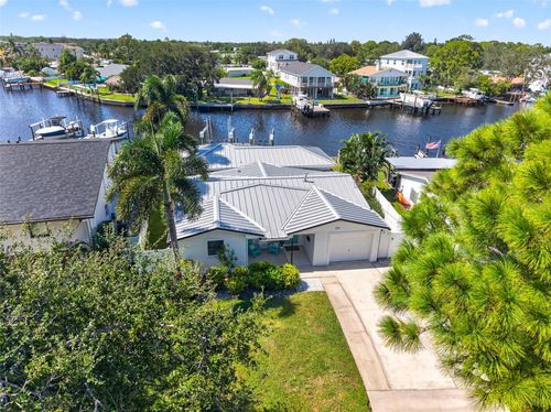 209 Tallahassee Dr Ne, ST PETERSBURG, FL, 33702-3723 | Card Image