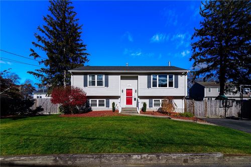 41 Dayton Ave, Warwick, RI, 02889-1717 | Card Image