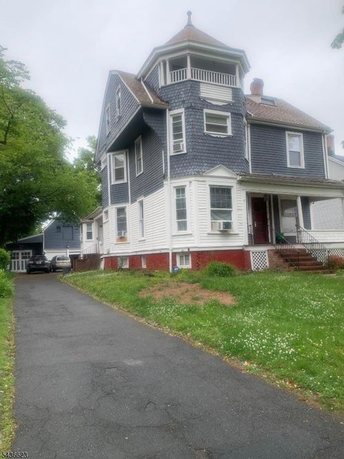 315 N Arlington Ave, East Orange, NJ, 07017-4502 | Card Image