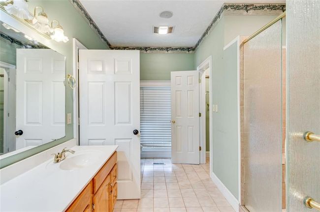 701 Sunshine Rd, House other with 5 bedrooms, 5 bathrooms and 8 parking in Toccoa GA | Image 18