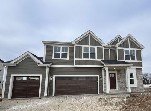 W149N11883 Red Holly Dr, Germantown, WI, 53022-5689 | Card Image