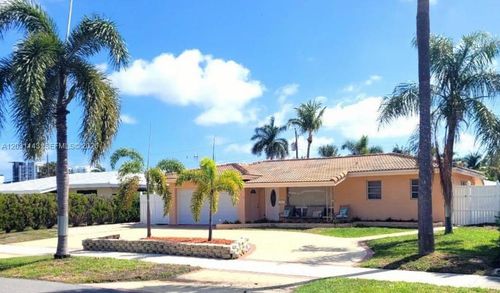 270 Se 1st Ter, Pompano Beach, FL, 33060-7145 | Card Image