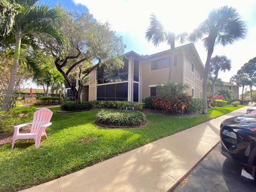 207-7128 Ashmont Cir, Tamarac, FL, 33321-7861 | Card Image