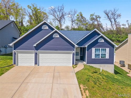 1109 Foxwood Estates Dr, Arnold, MO, 63010-3119 | Card Image