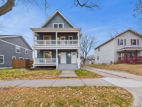 1933 Hillside Ave N, Minneapolis, MN, 55411-1834 | Card Image