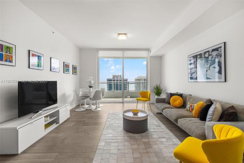 3602-1080 Brickell Ave, Miami, FL, 33131-3993 | Card Image