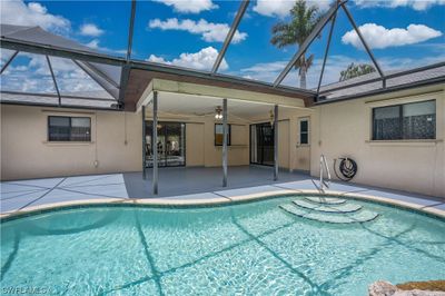 6640 Fairview Street, House other with 3 bedrooms, 2 bathrooms and null parking in Fort Myers FL | Image 3