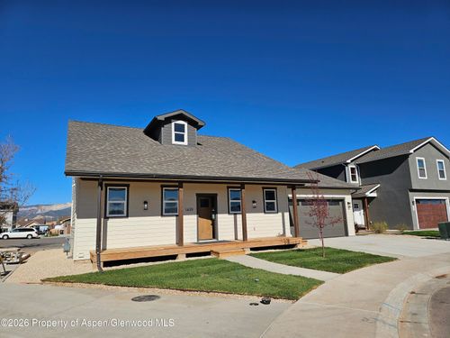 1639 Walnut Loop, Rifle, CO, 81650-8759 | Card Image