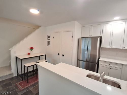 26 Larkspur Ct, Bedminster, NJ, 07921-1510 | Card Image