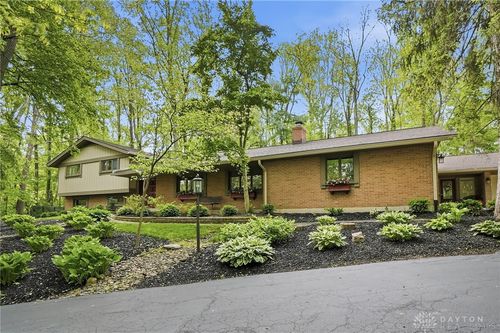 2780 Spring Valley Pike, Washingtn Twp, OH, 45458-9137 | Card Image