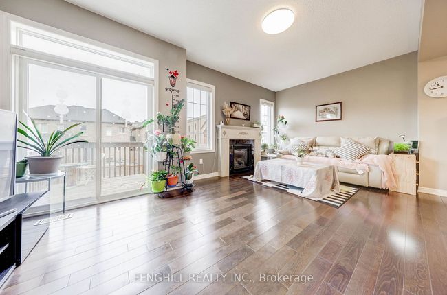 23 Cherna Ave, House attached with 6 bedrooms, 4 bathrooms and 2 parking in Markham ON | Image 16