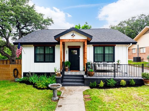 208 S Spring Street, Lampasas, TX, 76550 | Card Image