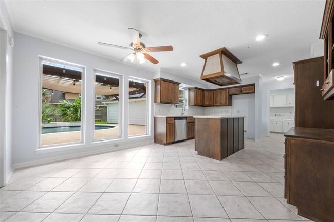 16611 Brenton Oaks Dr, House other with 4 bedrooms, 3 bathrooms and 2 parking in Spring TX | Image 8