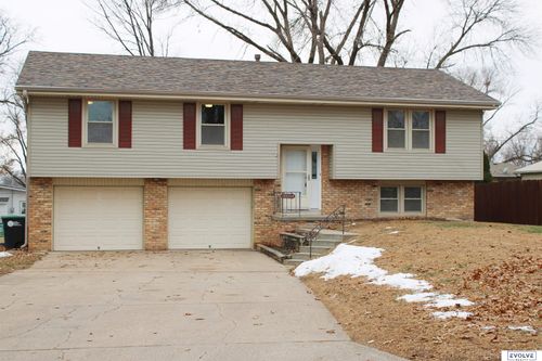 20264 Pinkney St, Elkhorn, NE, 68022-2497 | Card Image