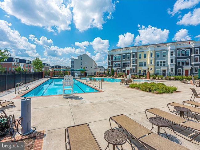 B - 665 E Church St, Townhouse with 3 bedrooms, 3 bathrooms and null parking in FREDERICK MD | Image 49