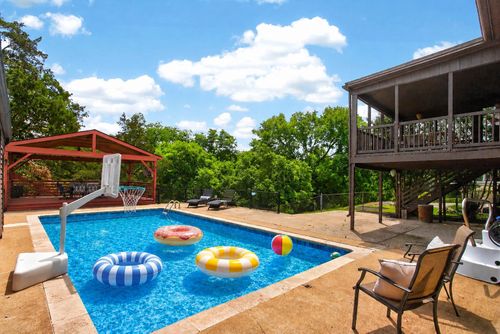 7044 Bonnavent Dr, Hermitage, TN, 37076-1067 | Card Image
