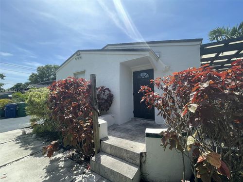 200-200 Ne 110th St, Miami, FL, 33161-7017 | Card Image
