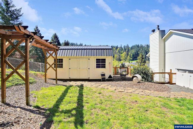 241 Silver Loop, House other with 4 bedrooms, 3 bathrooms and null parking in Silverton OR | Image 46
