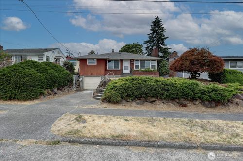 2634 S Holly St, Seattle, WA, 98108-3701 | Card Image