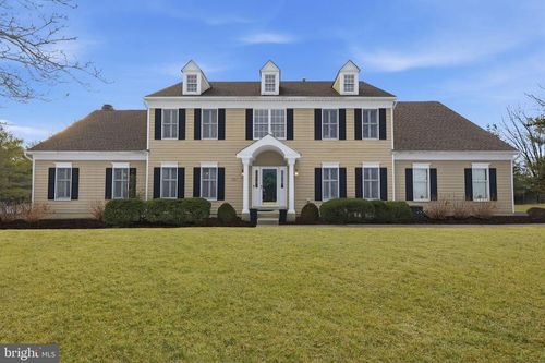 2018 Silverwood Dr, Newtown, PA, 18940-9401 | Card Image