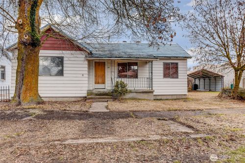 209 Se May Ave, Wilbur, WA, 99185-5121 | Card Image