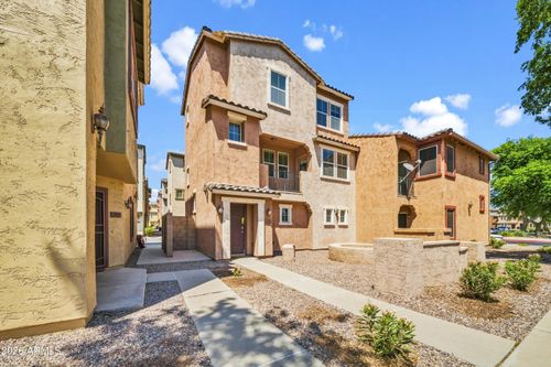 2012 N 78th Gln, Phoenix, AZ, 85035-5134 | Card Image