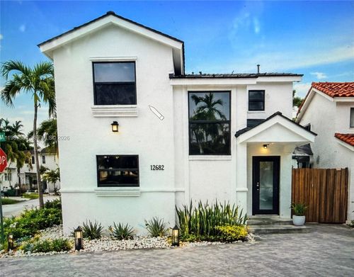 12682 Nw 7th Way, Miami, FL, 33182-2304 | Card Image