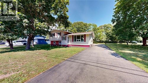 886 Millidge Ave, Saint John, NB, E2K2N9 | Card Image