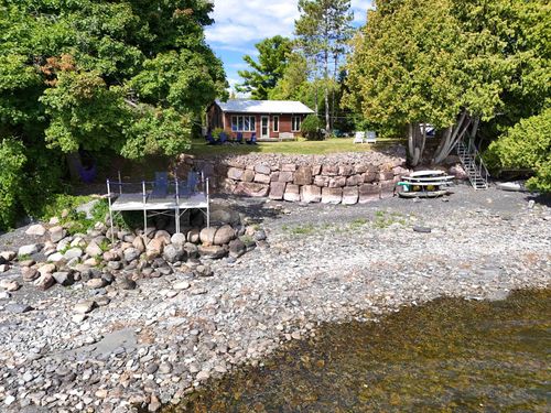 17 Mountain View Ln, North Hero, VT, 05474-8705 | Card Image