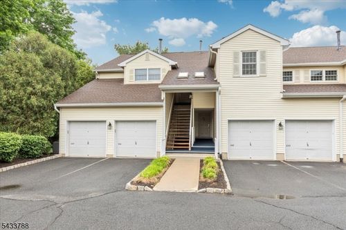 347 Potomac Dr, Basking Ridge, NJ, 07920-3115 | Card Image