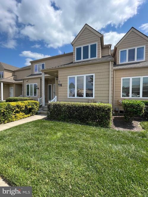 10b-208 Market Sq, Cambridge, MD, 21613-1861 | Card Image