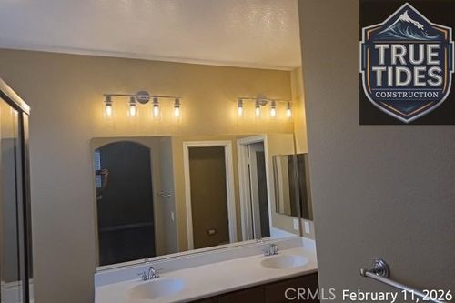 25056 Driftoak St, Murrieta, CA, 92562-5813 | Card Image