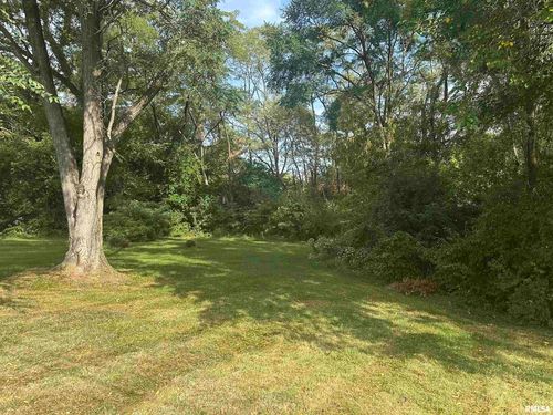 601 May St, Le Claire, IA, 52753-9508 | Card Image