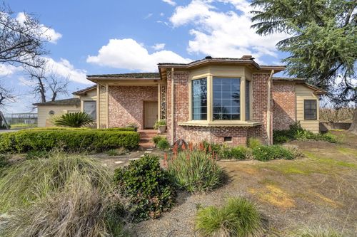 38931 Road 80, Dinuba, CA, 93618 | Card Image