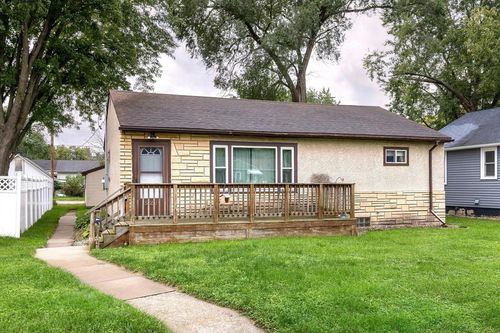 521 2nd Street S, La Crescent, MN, 55947 | Card Image
