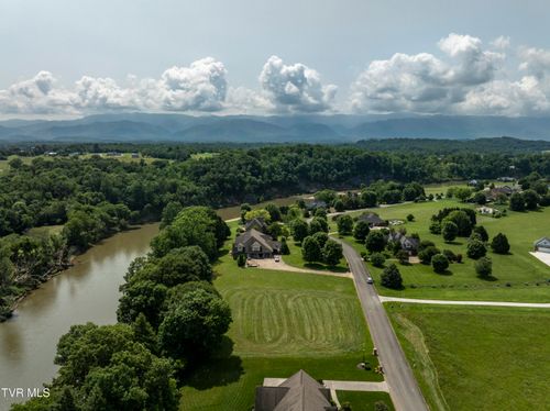 613 Waterstone Cir, Greeneville, TN, 37745-3780 | Card Image