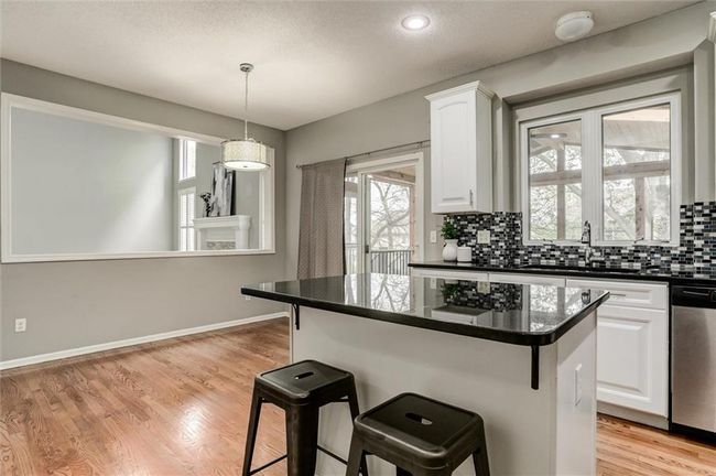 Kitchen | Image 10