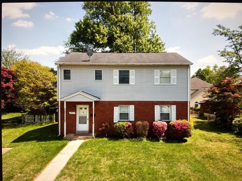 2033 Maynard Dr, FALLS CHURCH, VA, 22043-1336 | Card Image