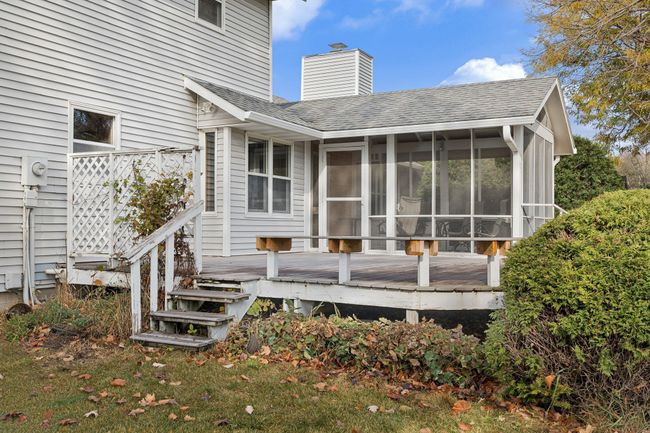 Deck and Screen Porch | Image 41