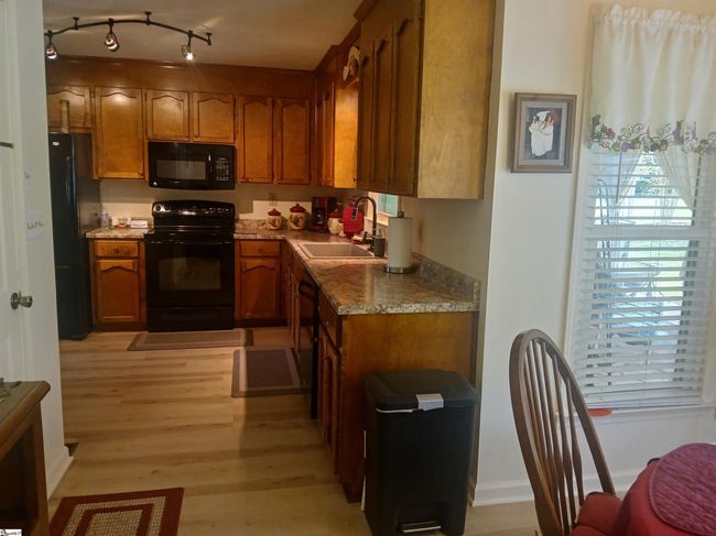 107 Williams Rd, House other with 3 bedrooms, 2 bathrooms and 2 parking in Taylors SC | Image 9
