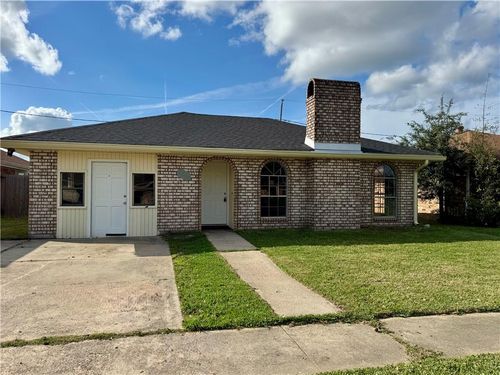 1625 Williamsburg Dr, La Place, LA, 70068-2825 | Card Image